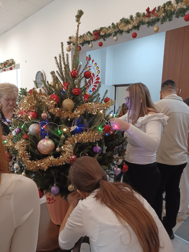 Karácsonyvárás az idősek otthonában